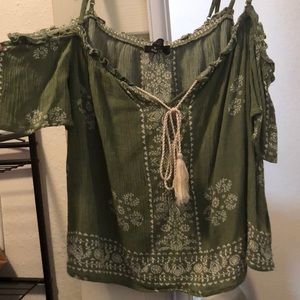 Off the shoulders Blouse